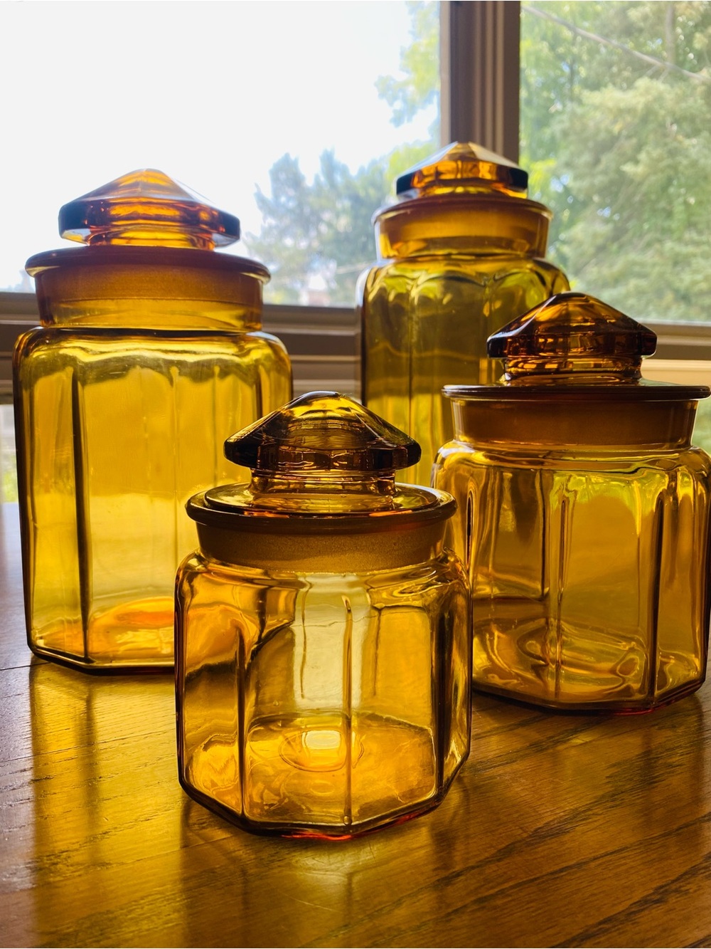 set of vintage L.E. Smith 10-panel amber glass apothecary canisters